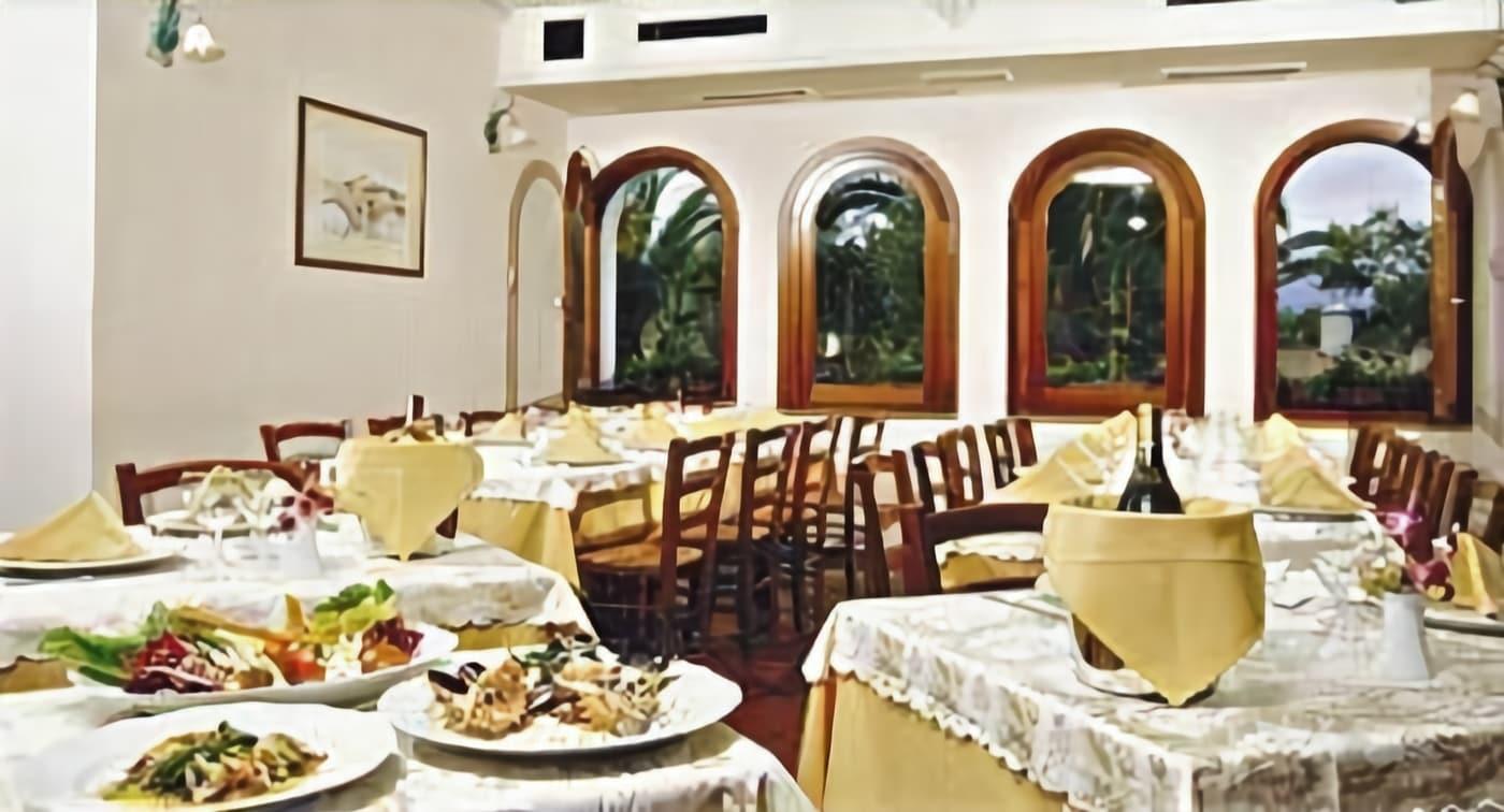 Hotel L'Ulivo Girasole Kültér fotó