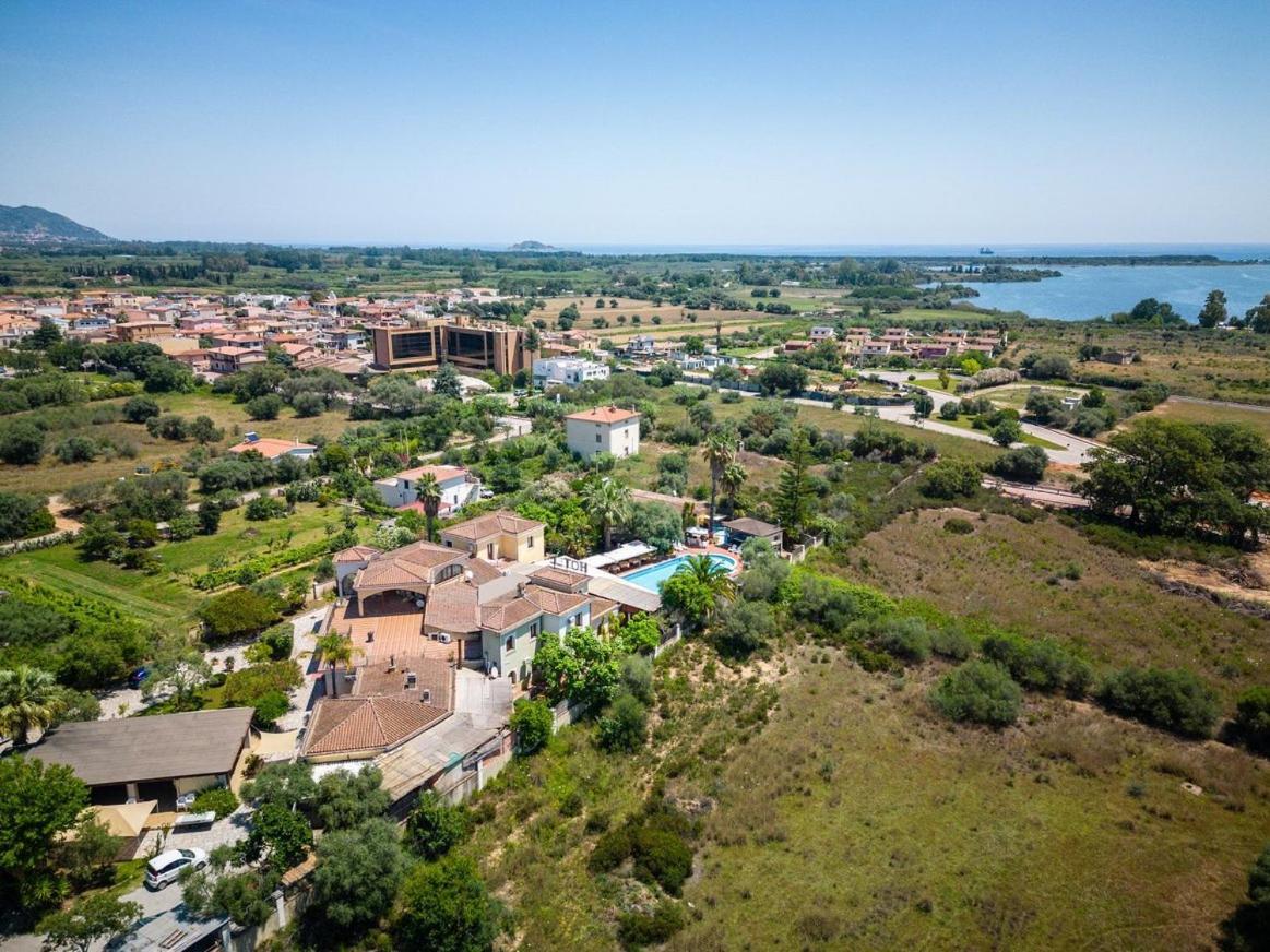 Hotel L'Ulivo Girasole Kültér fotó