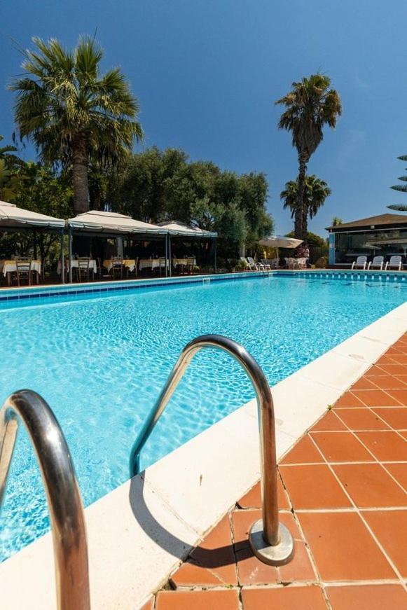 Hotel L'Ulivo Girasole Kültér fotó