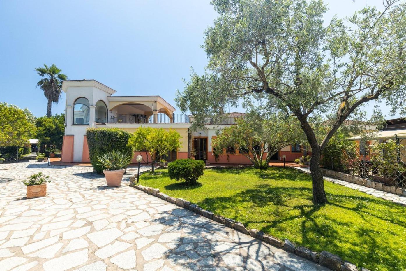 Hotel L'Ulivo Girasole Kültér fotó