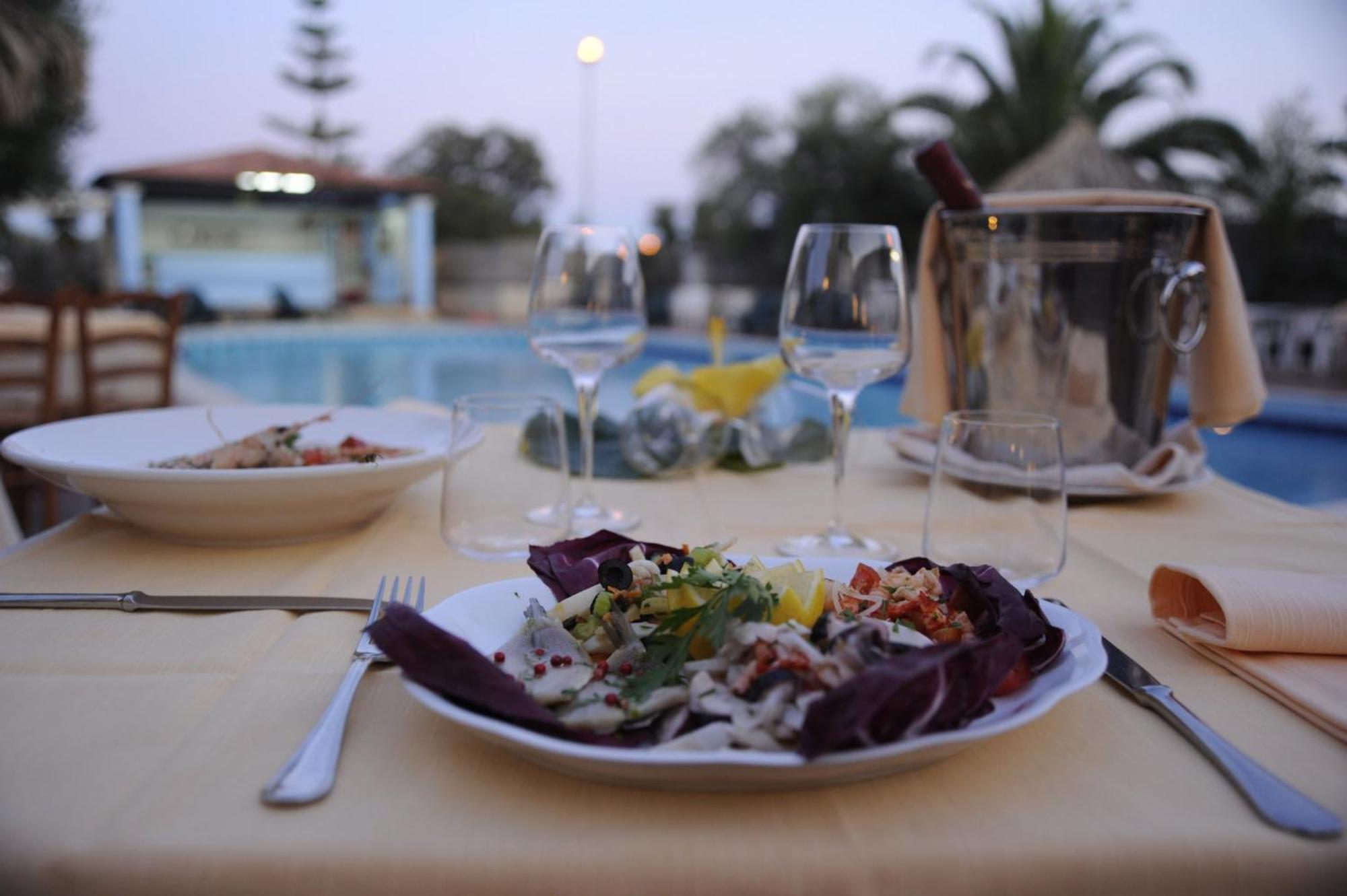 Hotel L'Ulivo Girasole Kültér fotó
