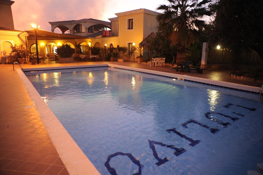 Hotel L'Ulivo Girasole Kültér fotó