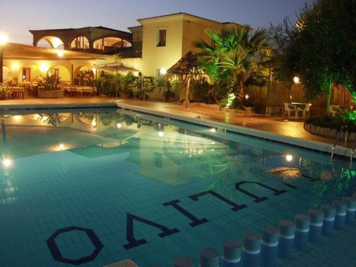 Hotel L'Ulivo Girasole Kültér fotó